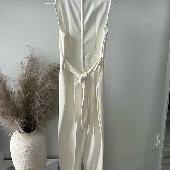 White jumpsuit, never worn - Picture 2 of 4